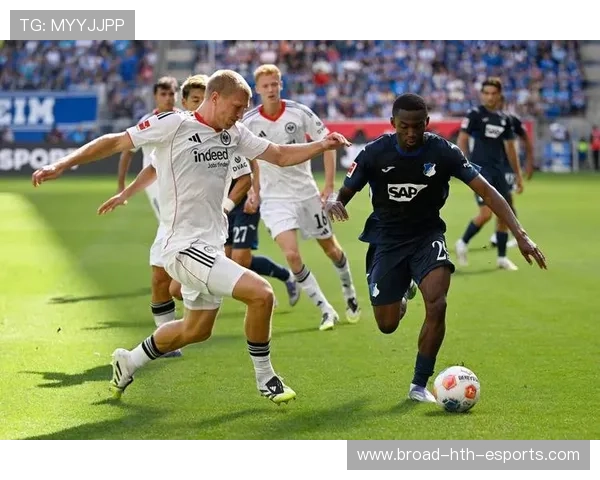 德甲球队普遍加强定位球战术提升得分效率，德甲地位