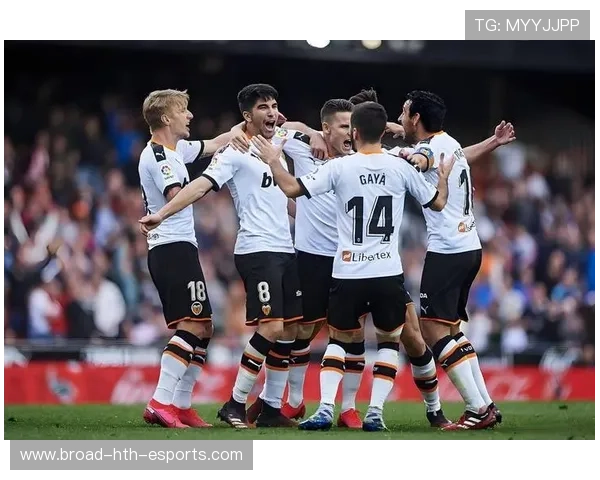 滕哈格走后，勒沃库森9人拼搏取首胜3-1，勒沃库森吧